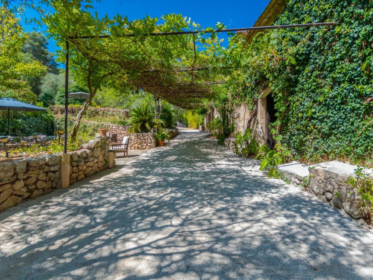 Vakantiehuis Holiday Varitx Paradise By Interhome